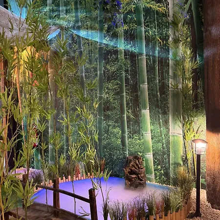 The Pod Village * Valência