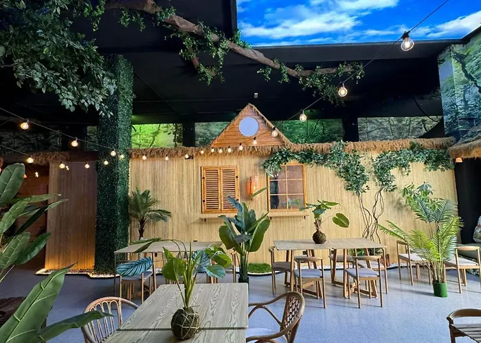 Hostel The Pod Village Valencia