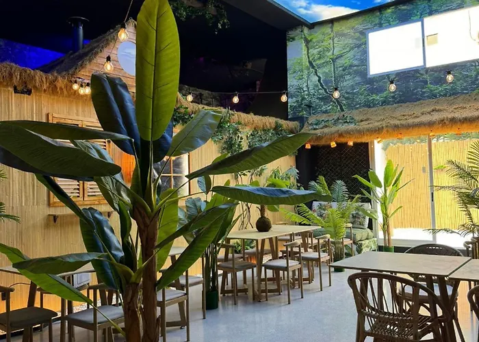 Hostel The Pod Village