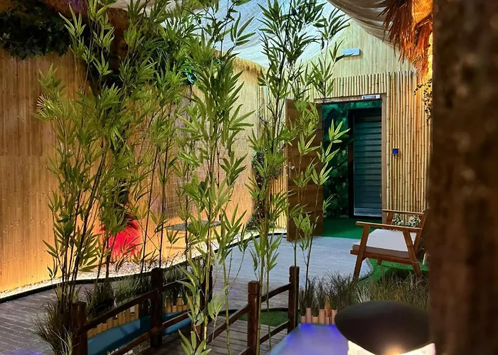 The Pod Village * Valencia