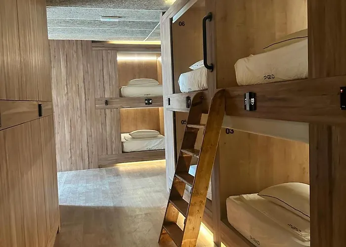 The Pod Village Valencia