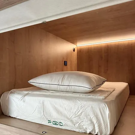 Hostel The Pod Village