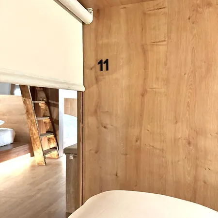 Hostel The Pod Village *